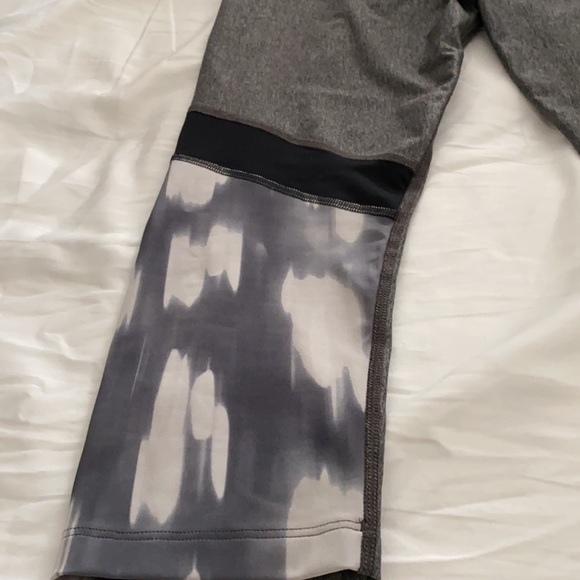 Under Armour Leggings - Picture 5 of 7